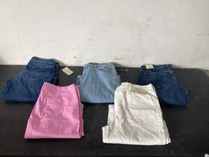 lot 639 image: LOT OF 5 Womens Jeans Size 14