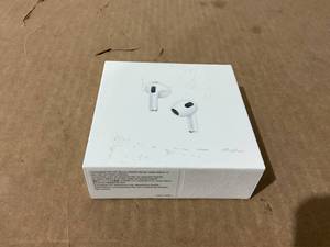 lot 31 image: Air Pods (3rd Generation)