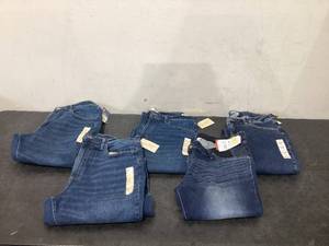 lot 655 image: LOT OF 5 Womens Jeans Size 16