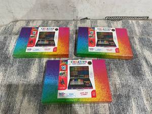 lot 729 image: LOT OF 3 Cra-Z-Art Creative Art Center Case, 145PCS Drawing Set