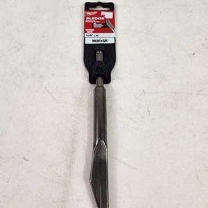 lot 157 image: New Milwaukee Sledge SDS Plus Mortar Knife 14 x 8 48-62-6048