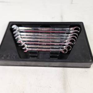lot 191 image: Lot Of Eight ICON Metric Ratcheting Wrenches Great Condition