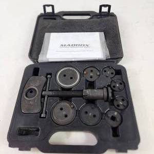 lot 196 image: Maddox Disc Brake Pad And Caliper Service Tool Kit Great Condition