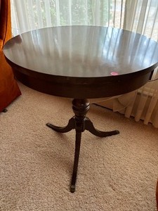 Round Side Table