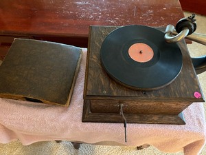 Vintage Victor Talking Machine and albums