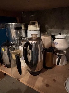 Coffee thermos, pots and carafes