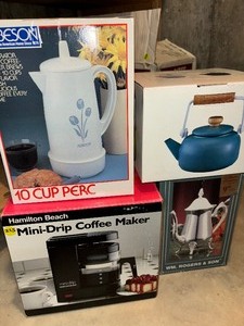 Coffee maker, Teapot and more