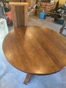 Vintage Table with leaves