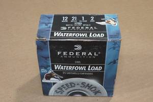 lot 314 image: 25 Federal Waterfowl 12 Gauge 2-34 Steel 2 Shot Shotshells