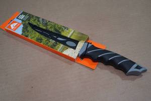 lot 10 image: Ozark Trail 6 Fillet Knife