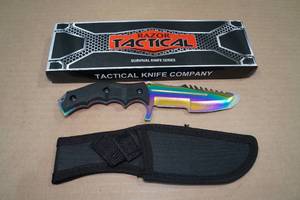 lot 11 image: Razor Tactical Survival Knife