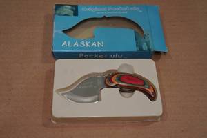 lot 13 image: Alaskan Pocket Ulu Folding Knife