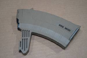 lot 19 image: Tapco Polymer SKS 7.62 x 39mm Magazine