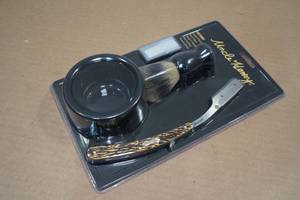 lot 40 image: Uncle Henry Straight Razor Set