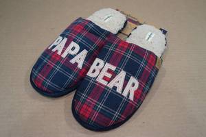 lot 55 image: Dearfoams Memory Foam Slippers -Large