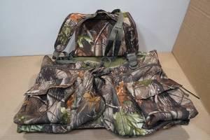 lot 137 image: Hunters Specialties Padded Seat and Back Camo Hunting Vest -2XL3XL