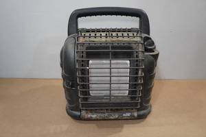 lot 142 image: Mr Heater Hunting Buddy Propane Heater
