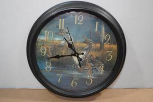 lot 150 image: Waterfowl Clock
