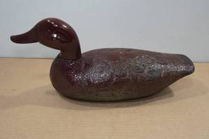 lot 174 image: Antique Hand Carved Wooden Duck Decoy