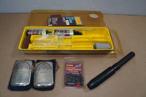lot 186 image: Gun Cleaning Kit, Hand Warmers, Broad Heads