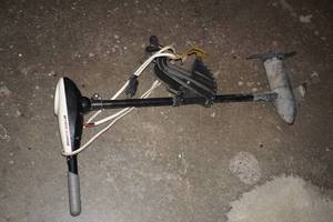 lot 194 image: Minn Kota Endura 30 Trolling Motor