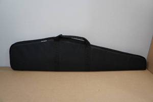lot 198 image: Pit Bull Soft Long Gun Case