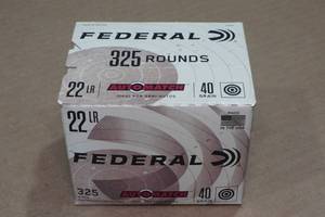 lot 233 image: 325 Federal Automatch .22 LR 40 Gr LRN Ammo