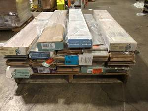 Pallet of Assorted Flooring Various Models and Conditions Customer Returns See Pictures
