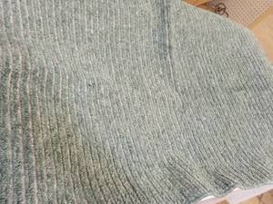 lot 4 image: 30 x 44 Green Accent Rug...