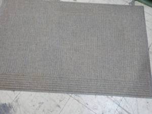 lot 6 image: 30 x 47 Entrance mat...