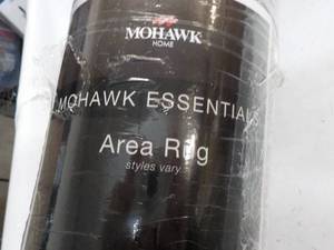 lot 30 image: Mohawk Essential Area Rug 4 x 6 ft-...