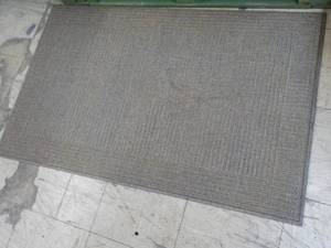 lot 33 image: 30 x 47 Entrance mat- backing is d...