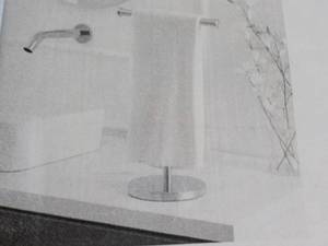 lot 56 image: Gold Free Standing Towel Bar Rack...