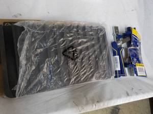 lot 67 image: Delta Drying Mat and 2 Pro Installa...