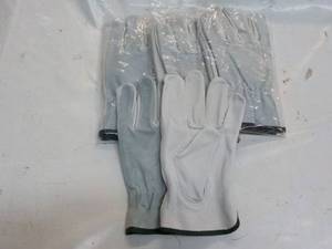 lot 131 image: 4 pair size Large Leather Work Glov...