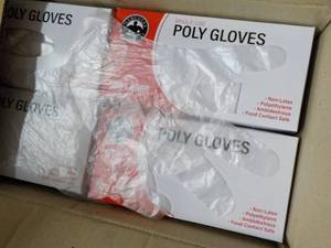 lot 141 image: 10,000 ct size Large Polyethylene S...
