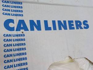 lot 149 image: Case of 250 x 33 Gallon Clear Can L...