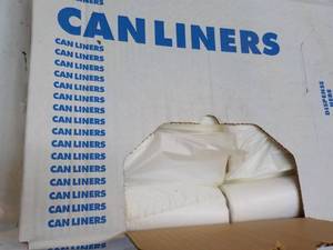 lot 150 image: Case of 250 x 33 Gallon Clear Can L...