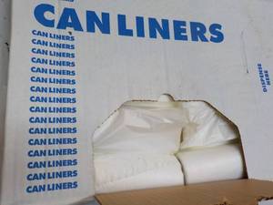 lot 153 image: Case of 250 x 33 Gallon Clear Can L...
