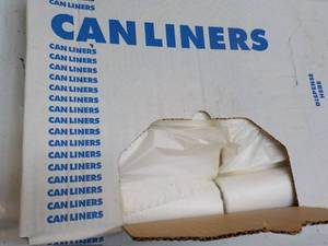 lot 154 image: Case of 250 x 33 Gallon Clear Can L...