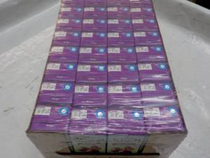 lot 210 image: 32 pack Grape Juicy Juice...