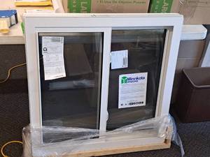 lot 450 image: Minnkota Windows 2-Panel Sliding Window 33-12x33-14