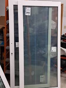 lot 464 image: Sliding Door  Unassembled