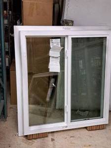 lot 483 image: Window Unit 40-18x43