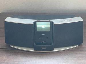 lot 14 image: Klipsh Speaker Dock for iPod - Vintage iPod Compatible Sound System