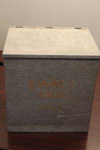 lot 46 image: Vintage Metal Storage Box with Lid