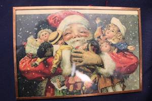 lot 76 image: Vintage Christmas Decor Collection - Santa Claus and Dolls