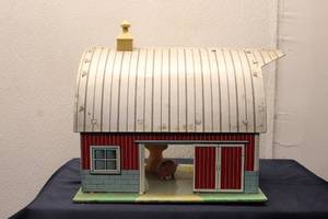 lot 88 image: Vintage Metal Toy Barn with Animals - Includes Pig and Dog Figures