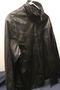 lot 202 image: Wilsons Maxima Black Leather Jacket Size XL
