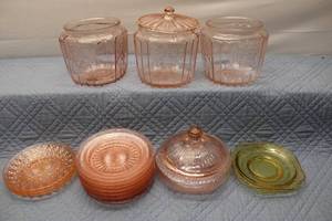 lot 79 image: Collection of 5 Vintage Pink Pressed Glass Kitchenware Pieces
